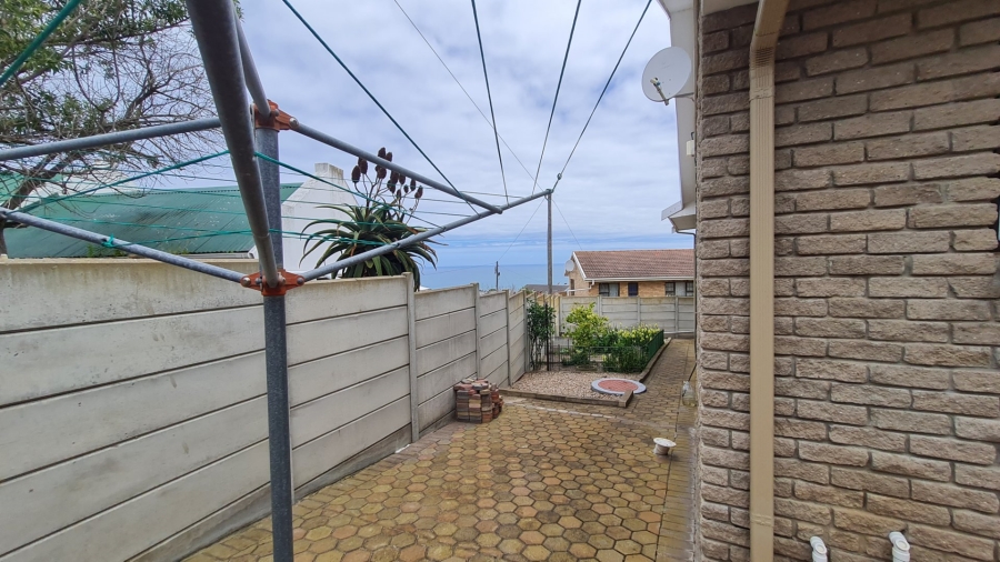 3 Bedroom Property for Sale in Dana Bay Western Cape
